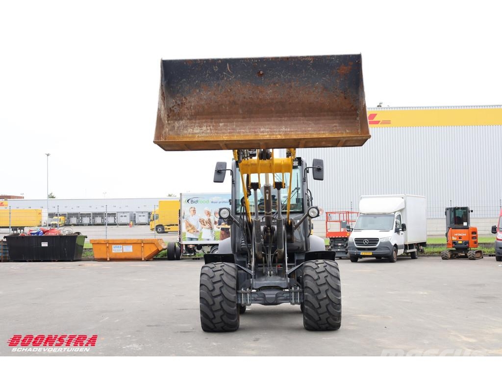 New Holland W80C Wiellader BY 2021 Cargadoras sobre ruedas