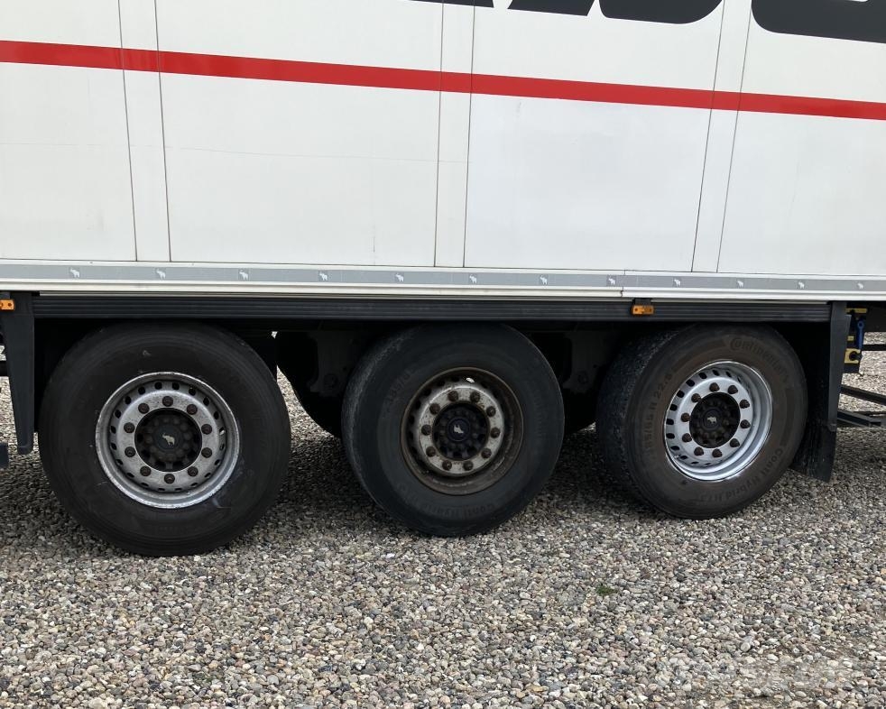 Schmitz Cargobull Trailer Reefer Flower Width & Double Stock Straigh نصف مقطورات بدرجة حرارة قابلة للضبط