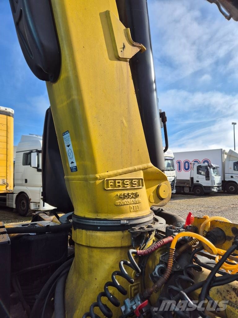 DAF XF 510 6x2 //Crane Fassi 275 - Year 2017 // Camiones grúa