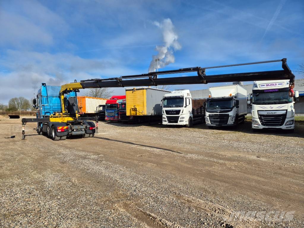 DAF XF 510 6x2 //Crane Fassi 275 - Year 2017 // Camiones grúa