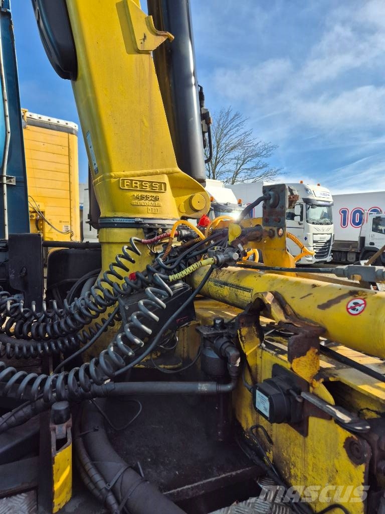 DAF XF 510 6x2 //Crane Fassi 275 - Year 2017 // Camiones grúa