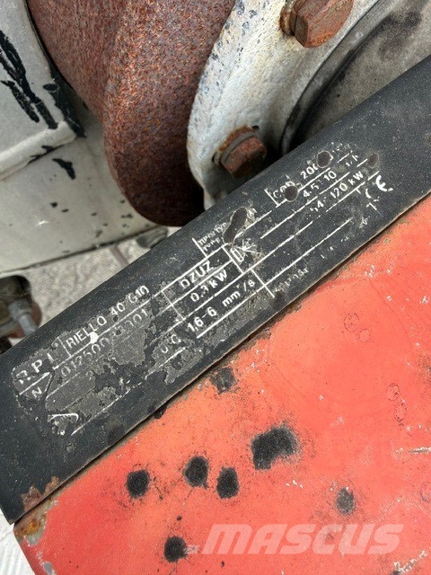 Acmar ACMAR 517F Repandeuse A Bitume Bitumen sprayers