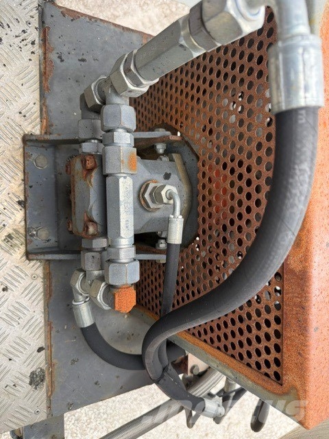 Acmar ACMAR 517F Repandeuse A Bitume Bitumen sprayers