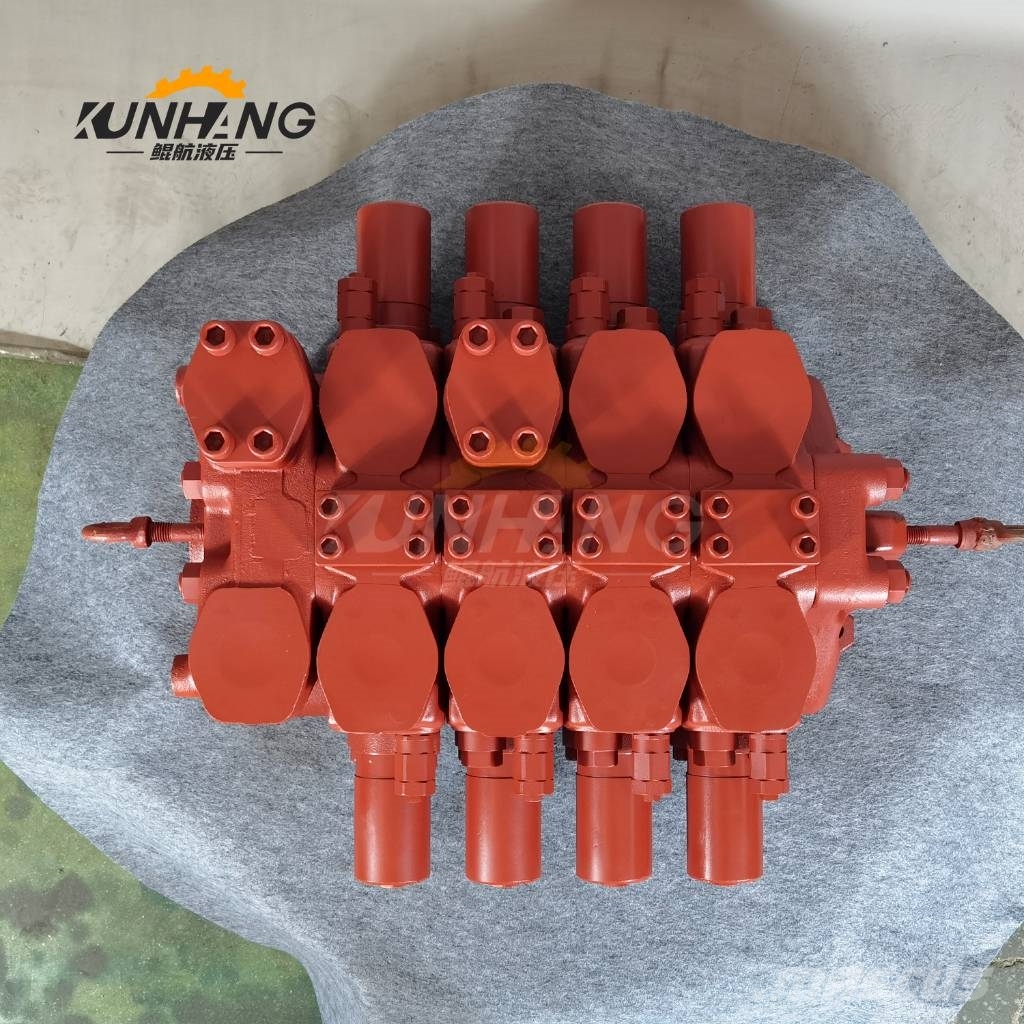 Hitachi EX2500 EX2500-5 EX2500-6 Main Control Valve4450218 Menjalnik