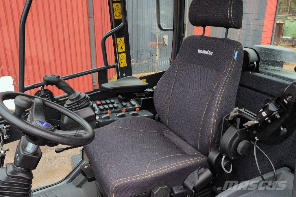 Komatsu WA 170M-11 DEMO Hjullastare Pale gommate