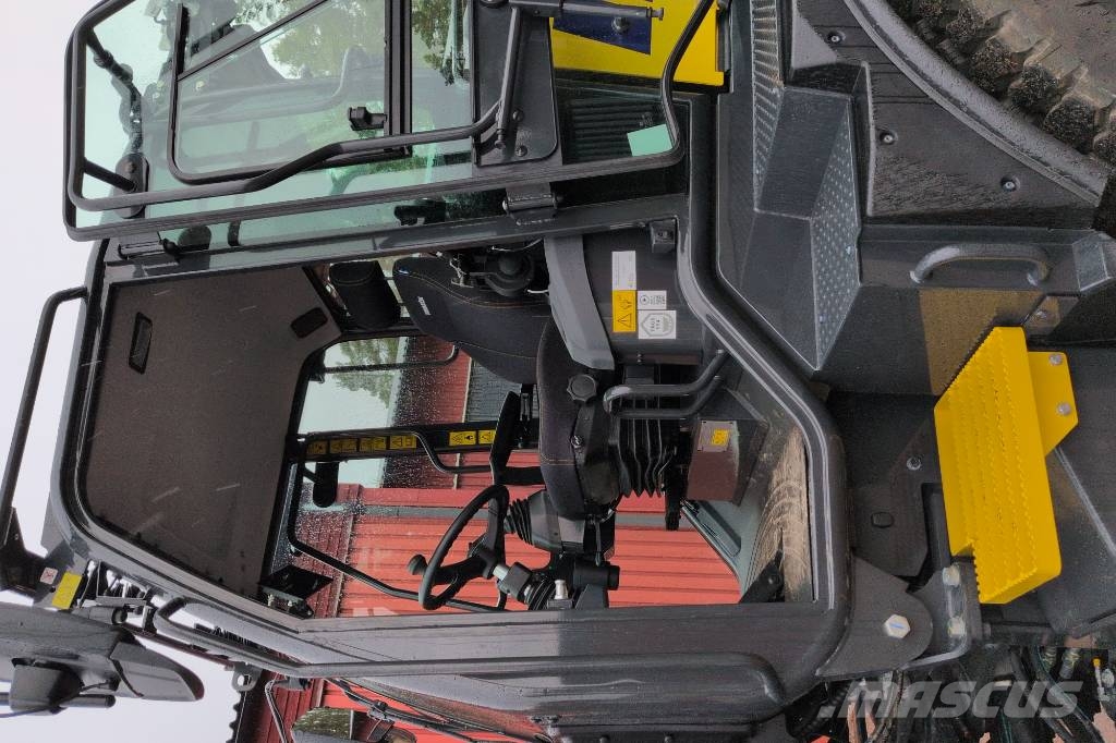 Komatsu WA 170M-11 DEMO Hjullastare Pale gommate