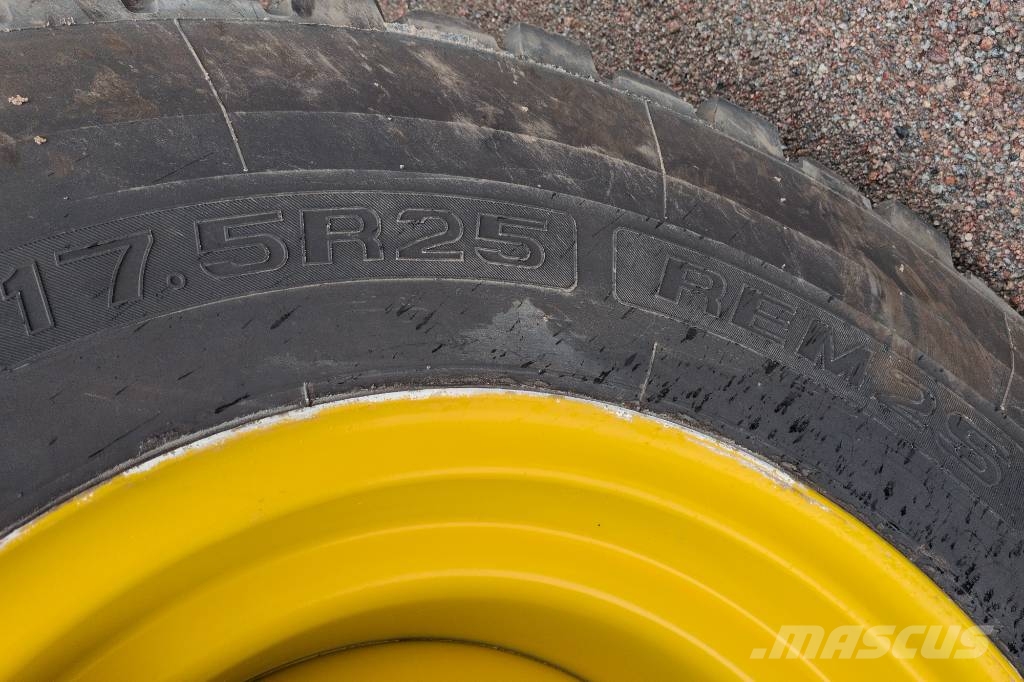 Komatsu WA 170M-11 DEMO Hjullastare Pale gommate