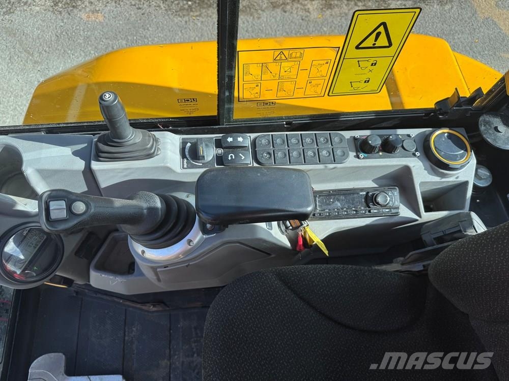 JCB 36C-1 - CONSIGNED TO TCH JCB AUCTION Miniescavatori
