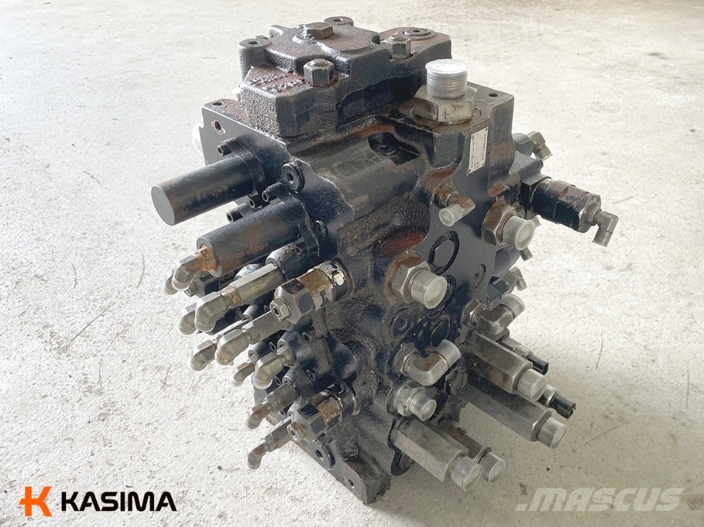 JCB JS130LC Hydraulic Distributor Hidraulikos įrenginiai