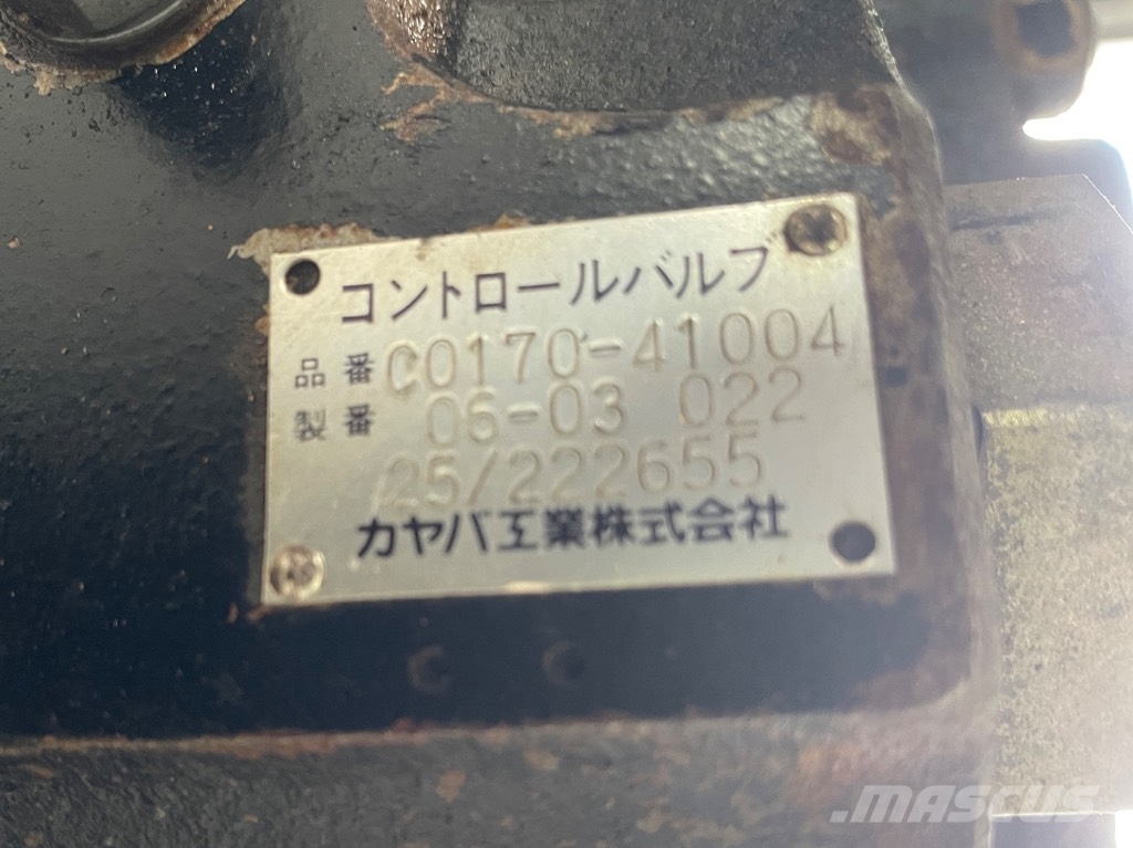 JCB JS130LC Hydraulic Distributor Hidraulikos įrenginiai