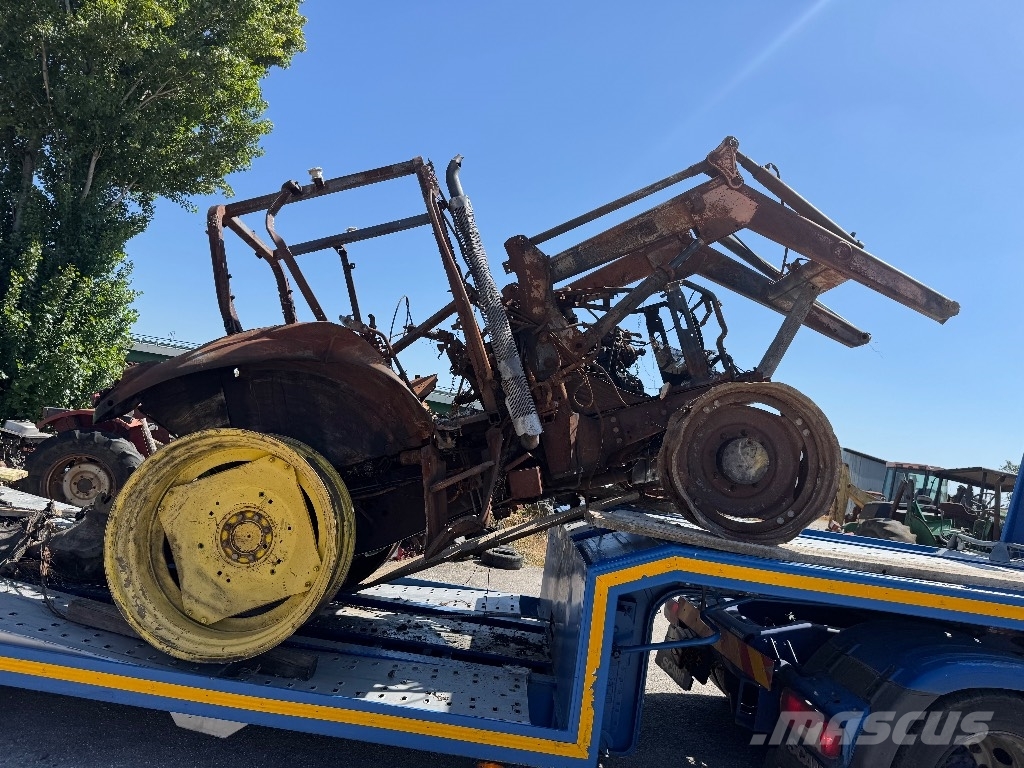 John Deere 6330 Premium Traktori