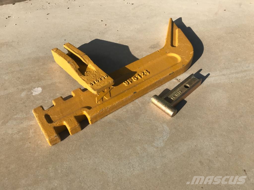 CAT 120H / 120M / 140H / 140M / 160H / 160M Scarifier Kaabitsad