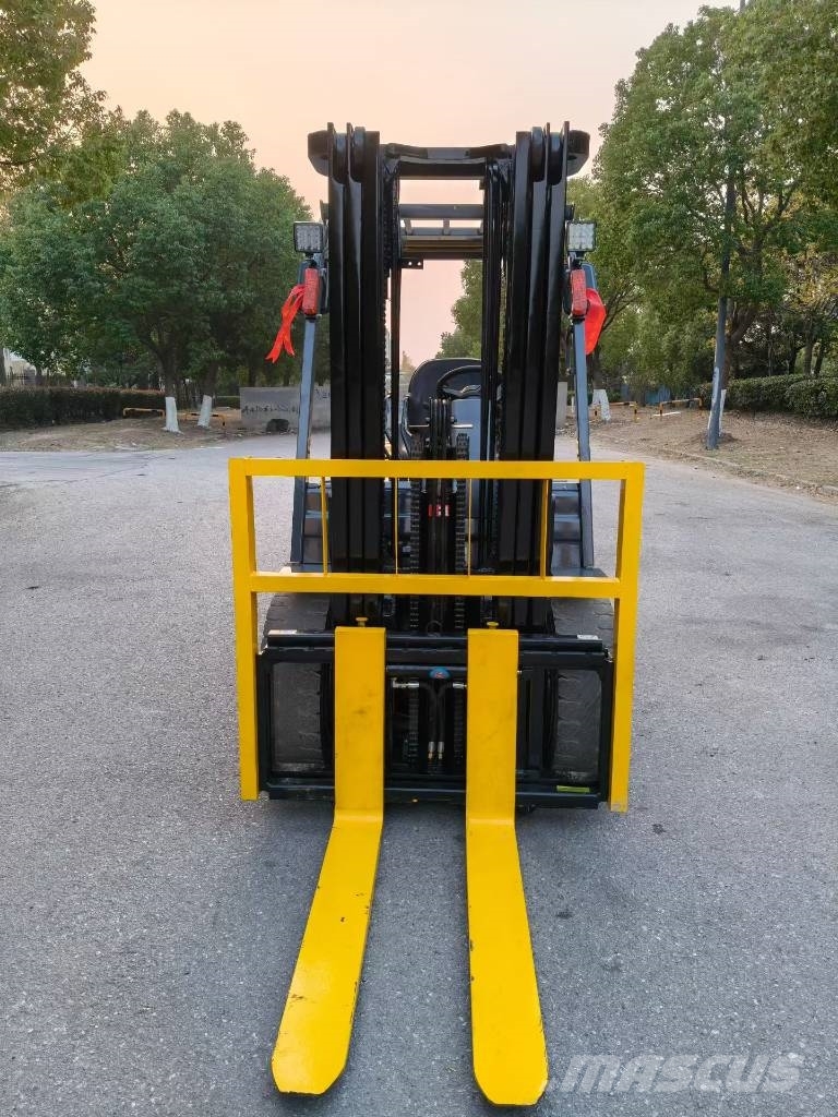 TCM FD 35 Empilhadores Diesel