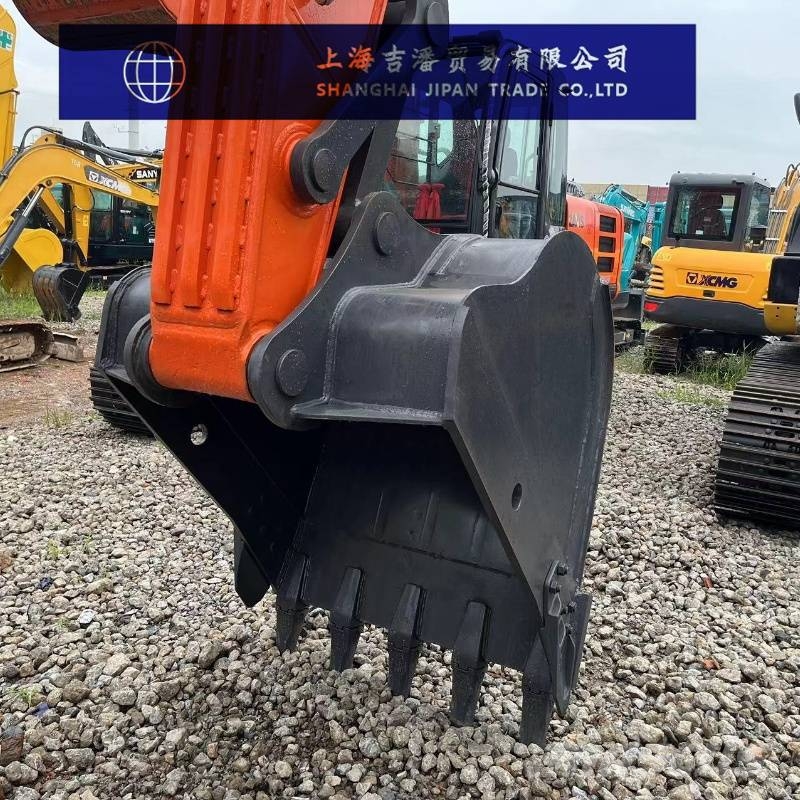 Doosan DX 225 履帶式 挖土機/掘鑿機/挖掘機