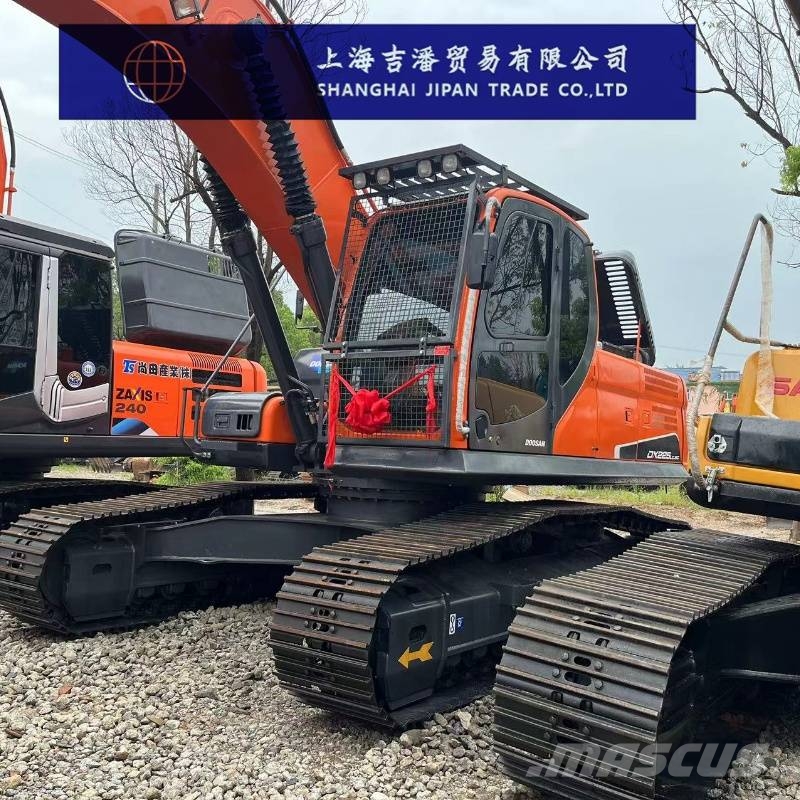 Doosan DX 225 履帶式 挖土機/掘鑿機/挖掘機