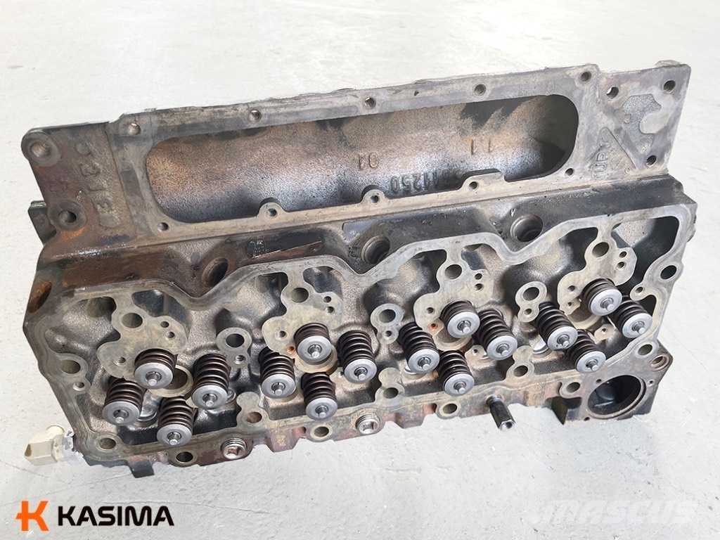 Cummins QSB4.5 engine cylinder head Dzinēji