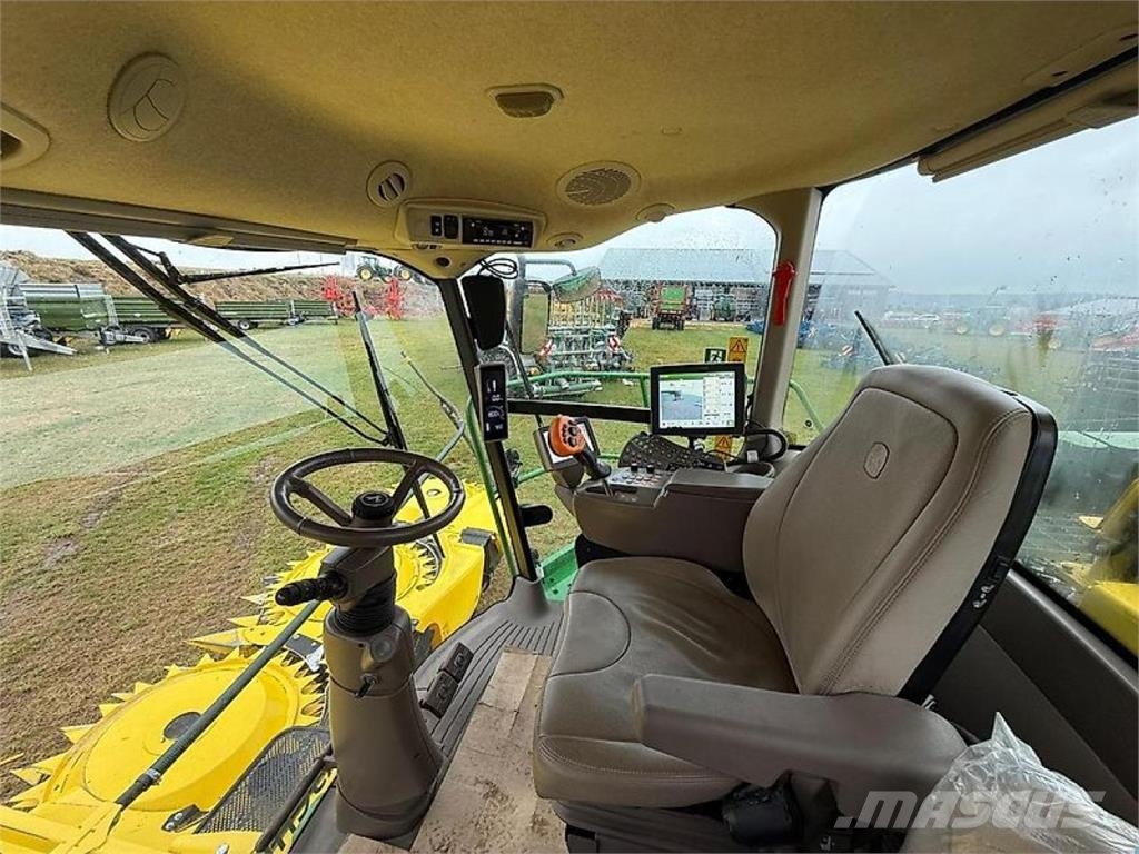 John Deere 9600i ProDrive Zelfrijdende veldhakselaars