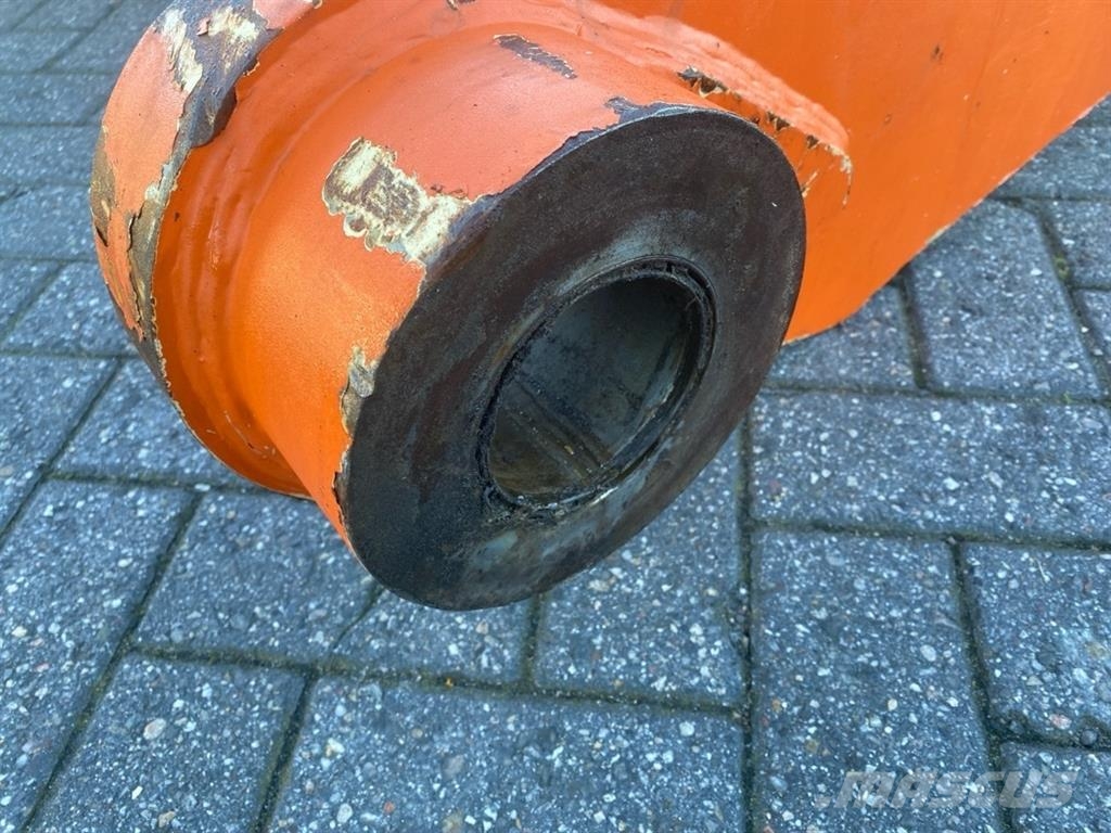 Hitachi ZW310TPD-6 - Lifting framework/Schaufelarm/Giek أذرع الغطاس