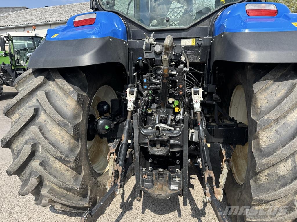 New Holland T7.165S Traktori