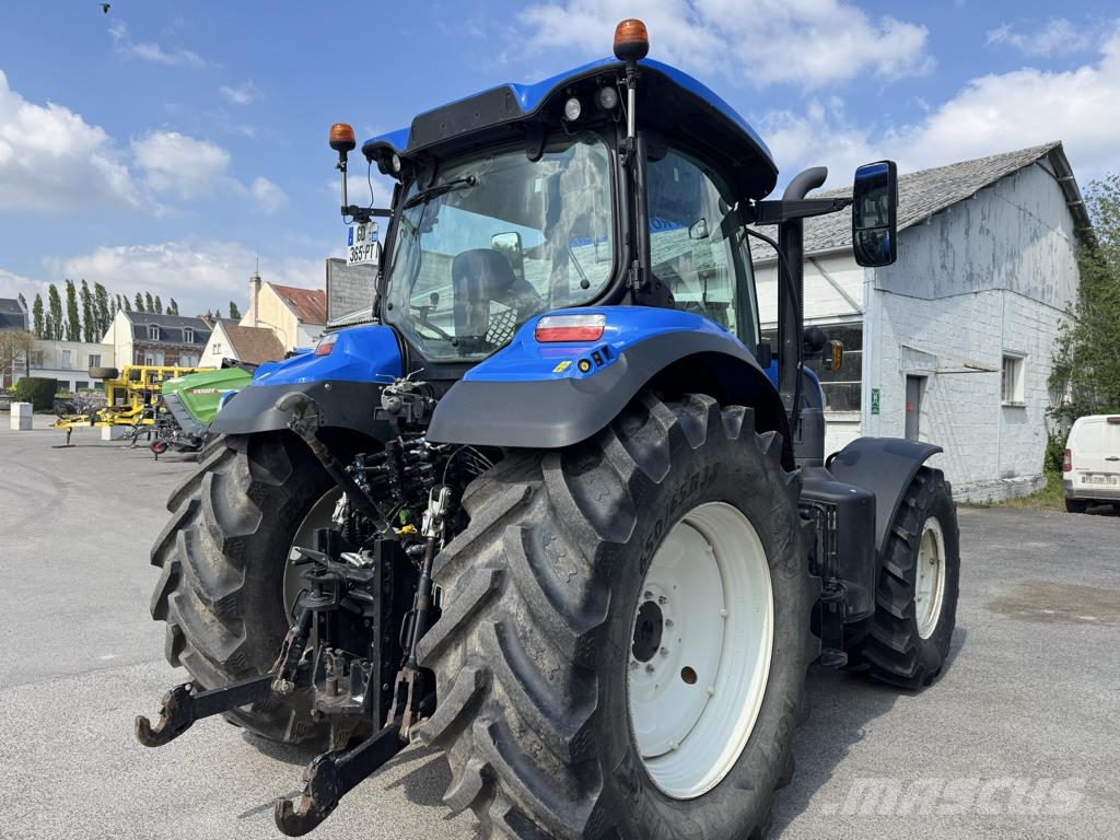 New Holland T7.165S Traktori