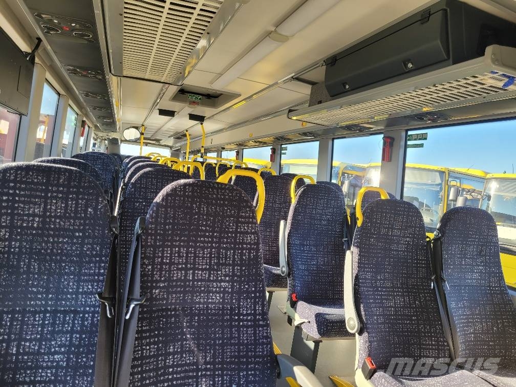 Volvo B8R 8900 6X2  EURO6 2 UNITS Autobusy międzymiastowe