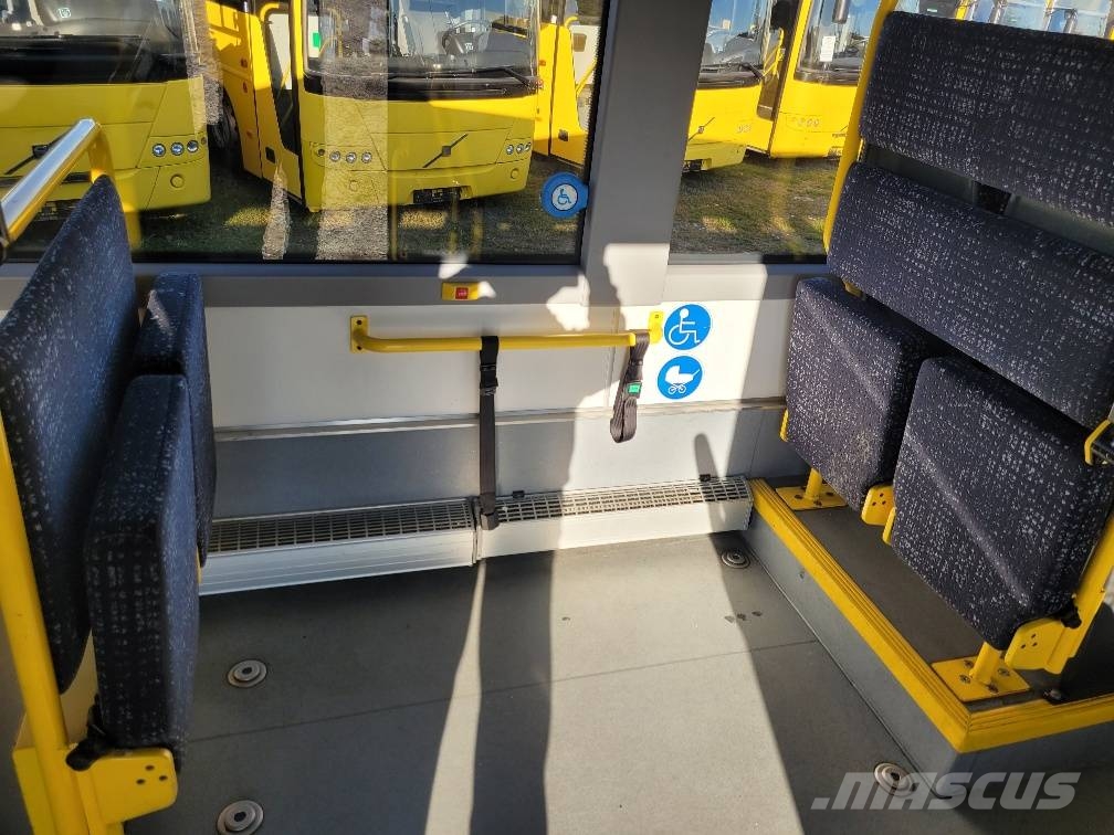 Volvo B8R 8900 6X2  EURO6 2 UNITS Autobusy międzymiastowe