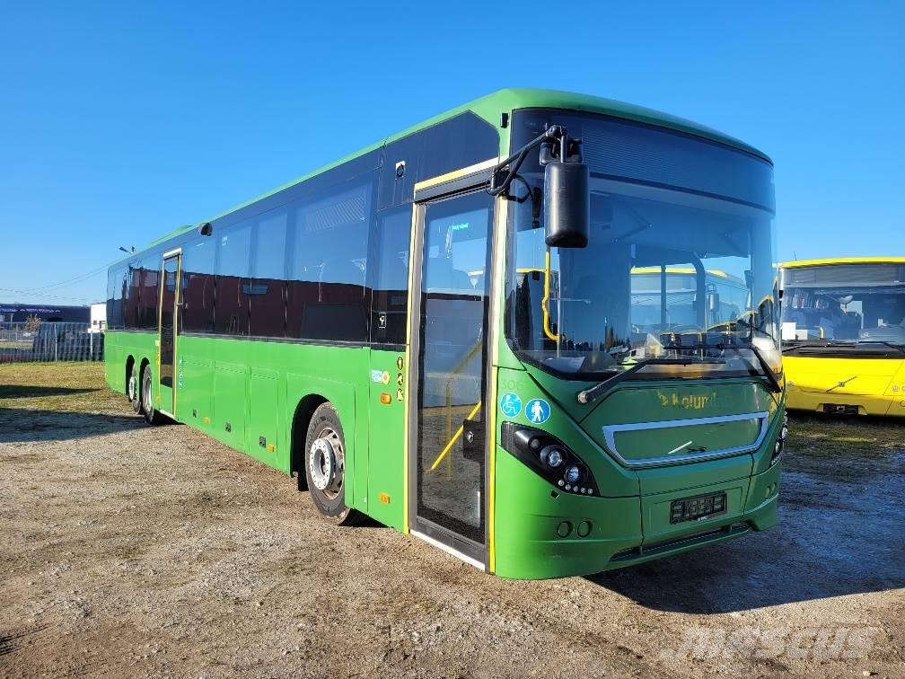 Volvo B8R 8900 6X2  EURO6 2 UNITS Autobusy międzymiastowe