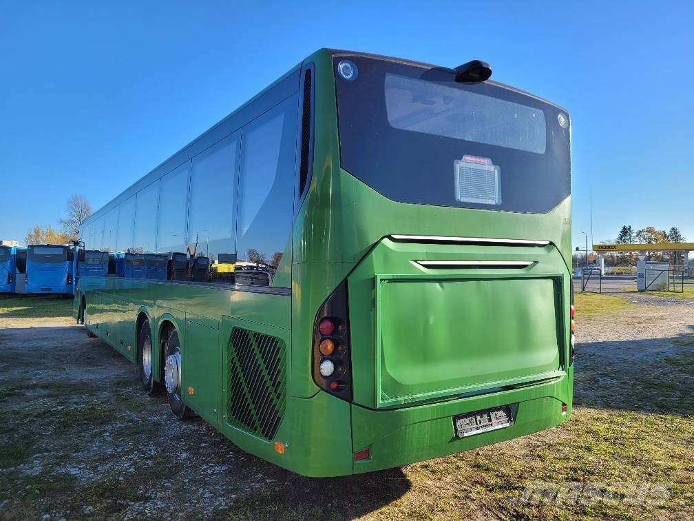 Volvo B8R 8900 6X2  EURO6 2 UNITS Autobusy międzymiastowe