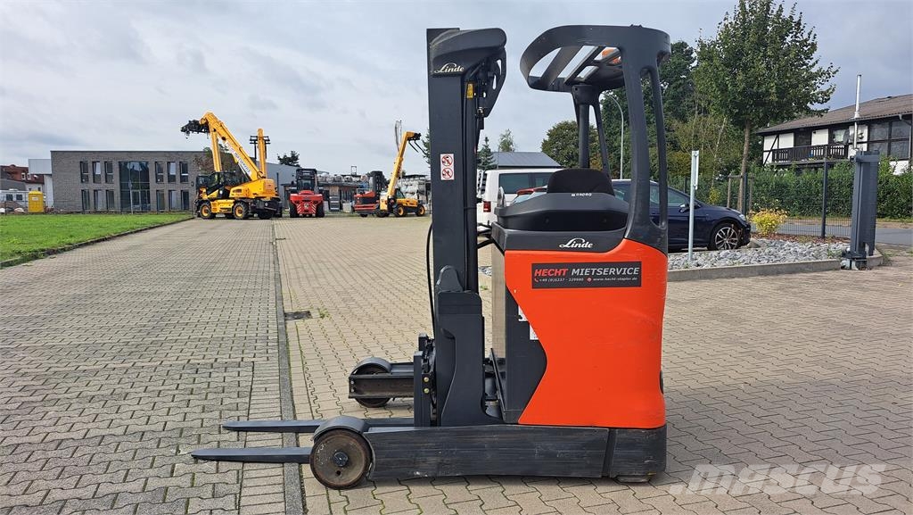 Linde R14B Viljuškari sa pomičnim stupom