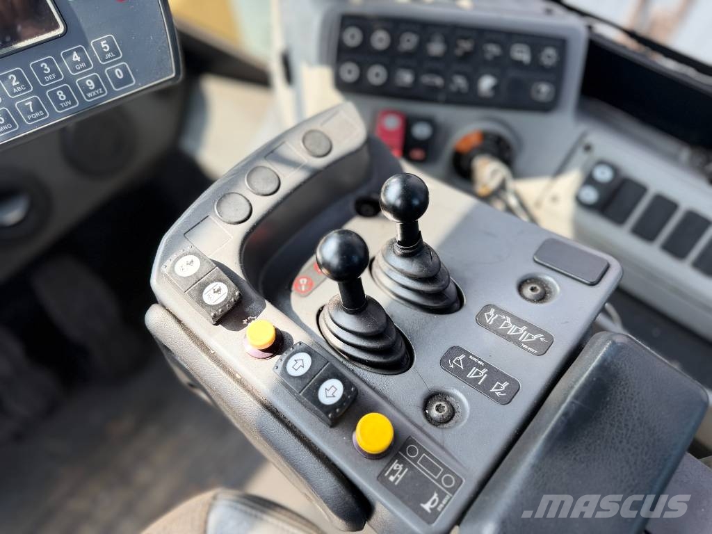 CAT 988K Wielladers