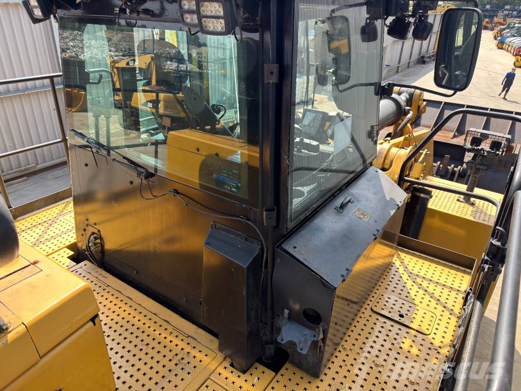 CAT 988K Wielladers