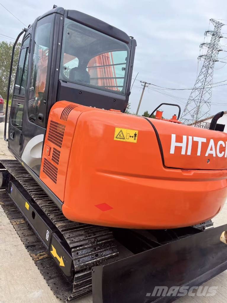 Hitachi ZX 70 حفارات وسط 7 طن - 12 طن