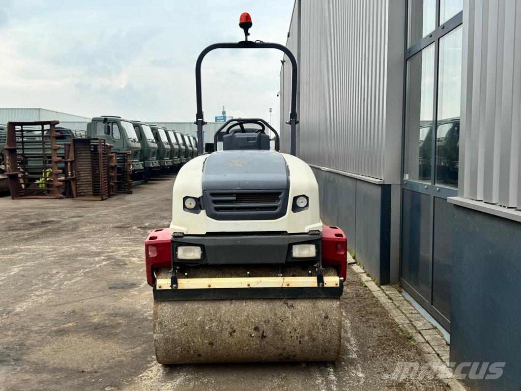 Dynapac CC1200 Rodillos de doble tambor