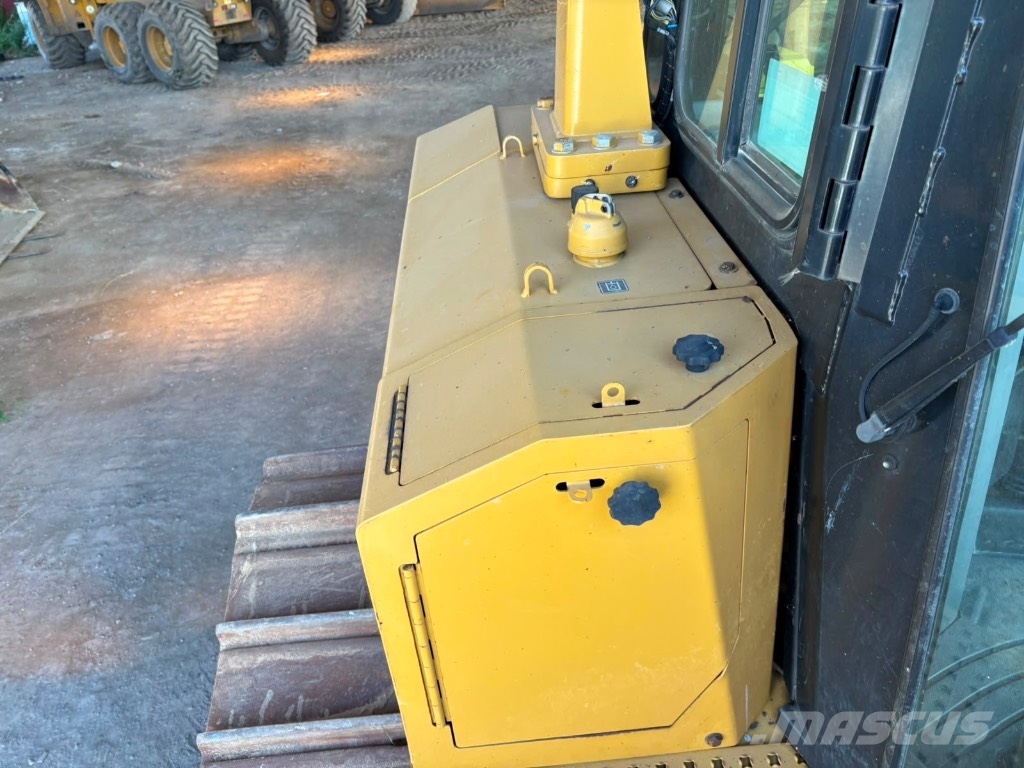 CAT D 6 T LGP D6T Crawler dozers