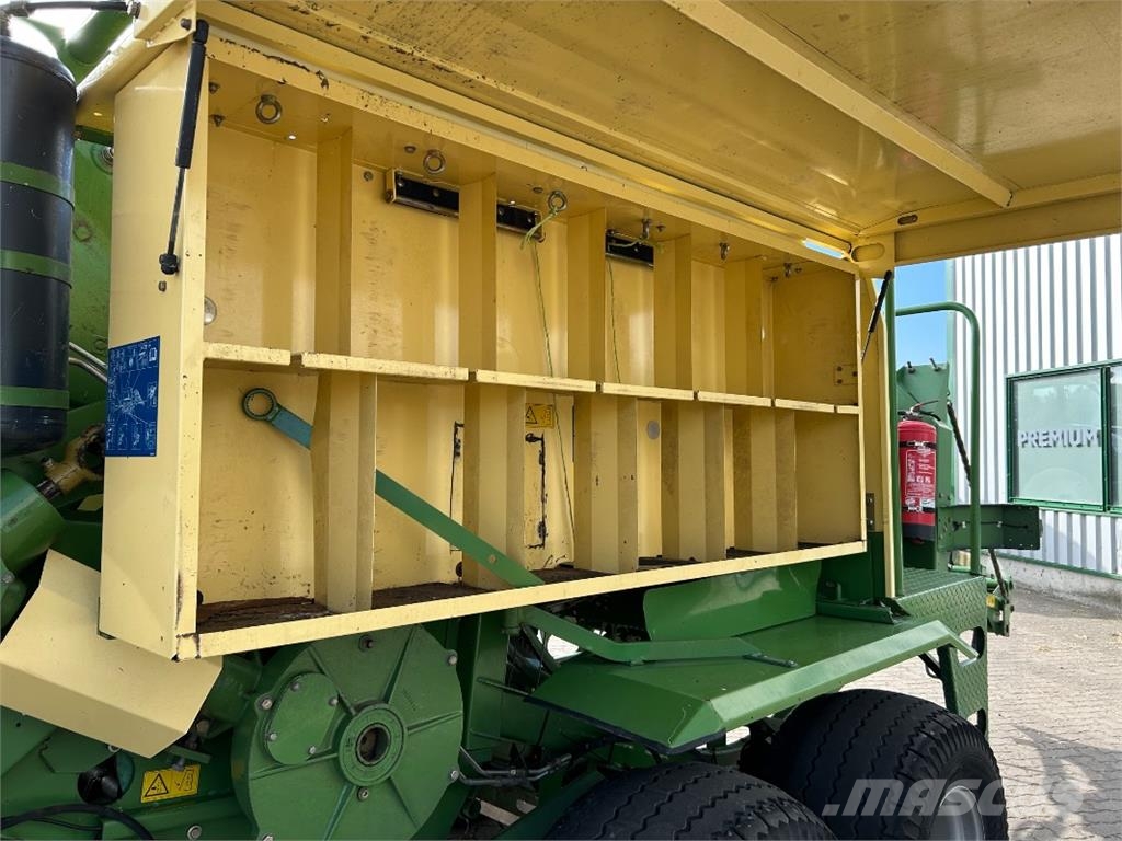 Krone Big Pack 80-80 MultiCut Balirke (kvadratne bale)