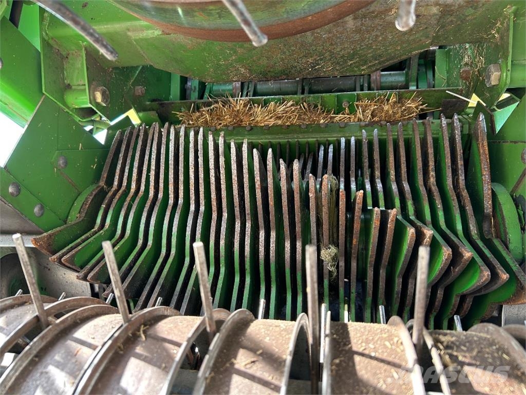Krone Big Pack 80-80 MultiCut Balirke (kvadratne bale)