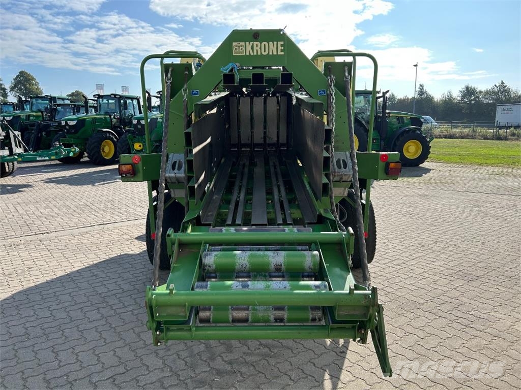 Krone Big Pack 80-80 MultiCut Balirke (kvadratne bale)