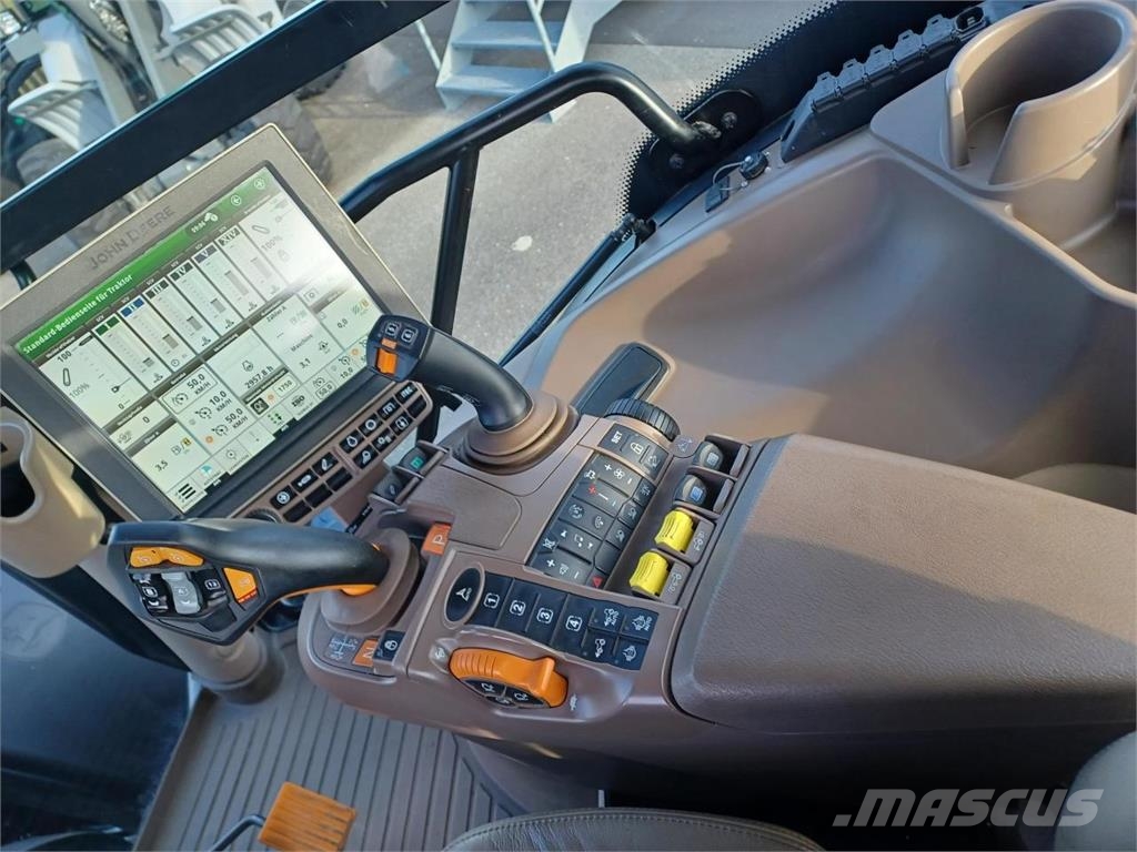 John Deere 6R 250 Black Design Traktoriai