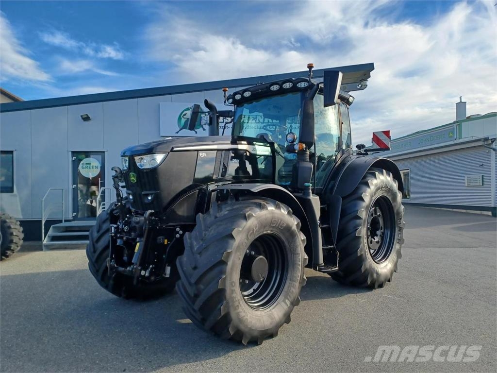 John Deere 6R 250 Black Design Traktoriai
