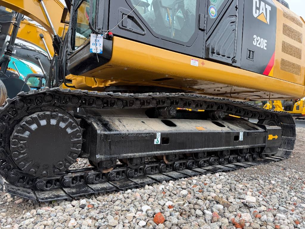 CAT 320 E Escavadeiras de esteiras