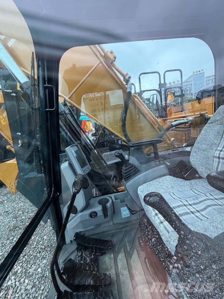 CAT 320 E Escavadeiras de esteiras