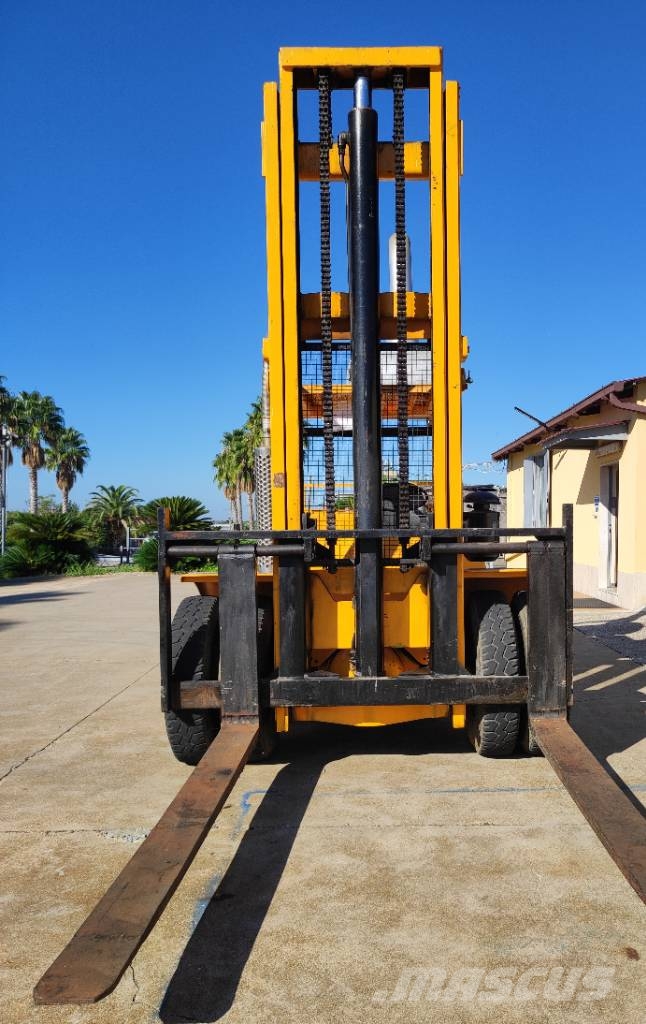 Carrello Elevatore  Hyster H2.00ES Dizel forkliftler
