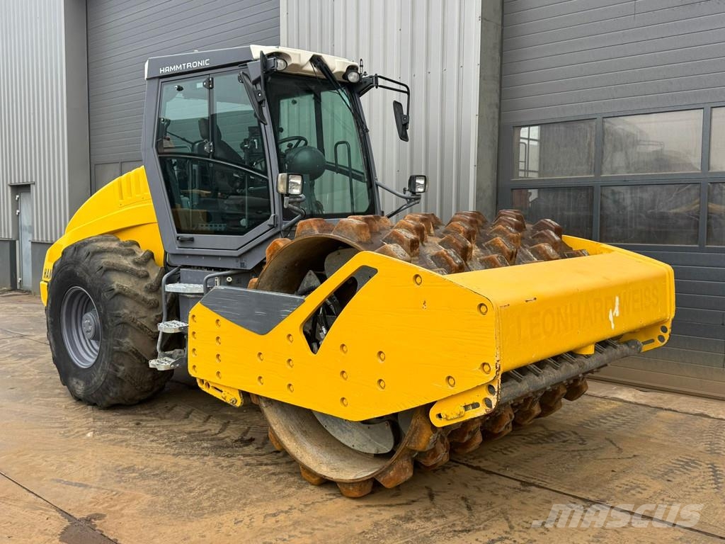 Hamm H13i Padfoot compactor 单轮压路机
