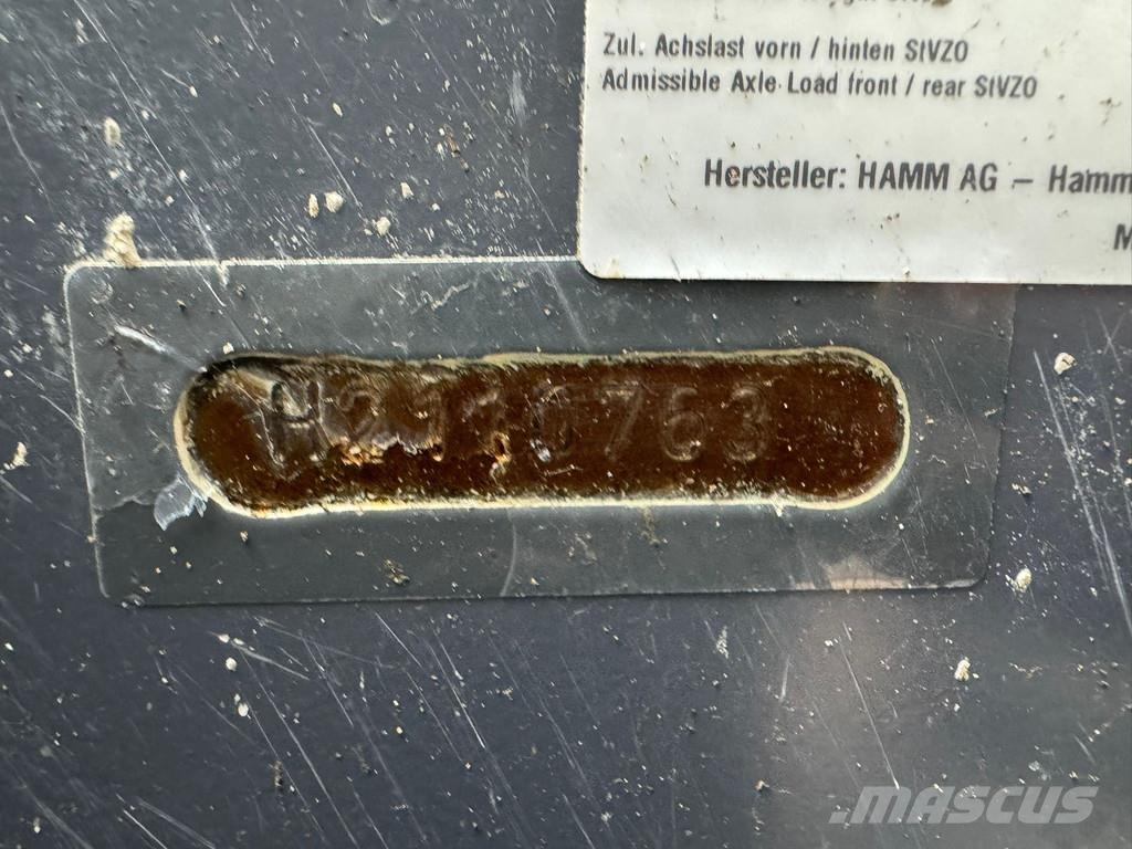 Hamm H13i Padfoot compactor 单轮压路机