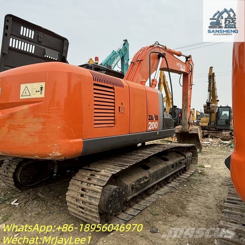 Hitachi ZX 200 حفارات زحافة