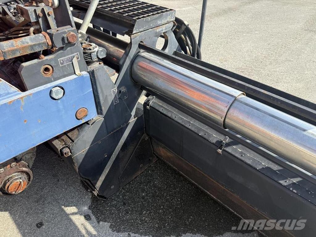 Marini P 256 Asfaltni finišeri