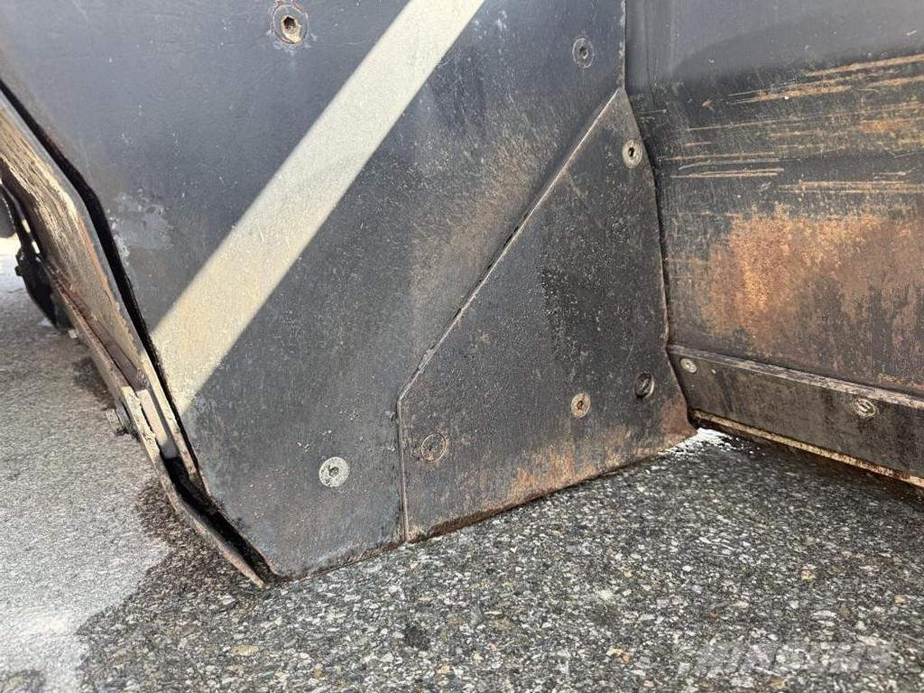 Marini P 256 Asfaltni finišeri