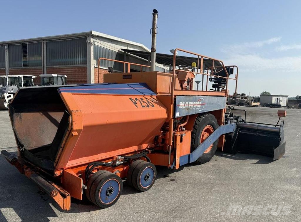 Marini P 256 Asfaltni finišeri