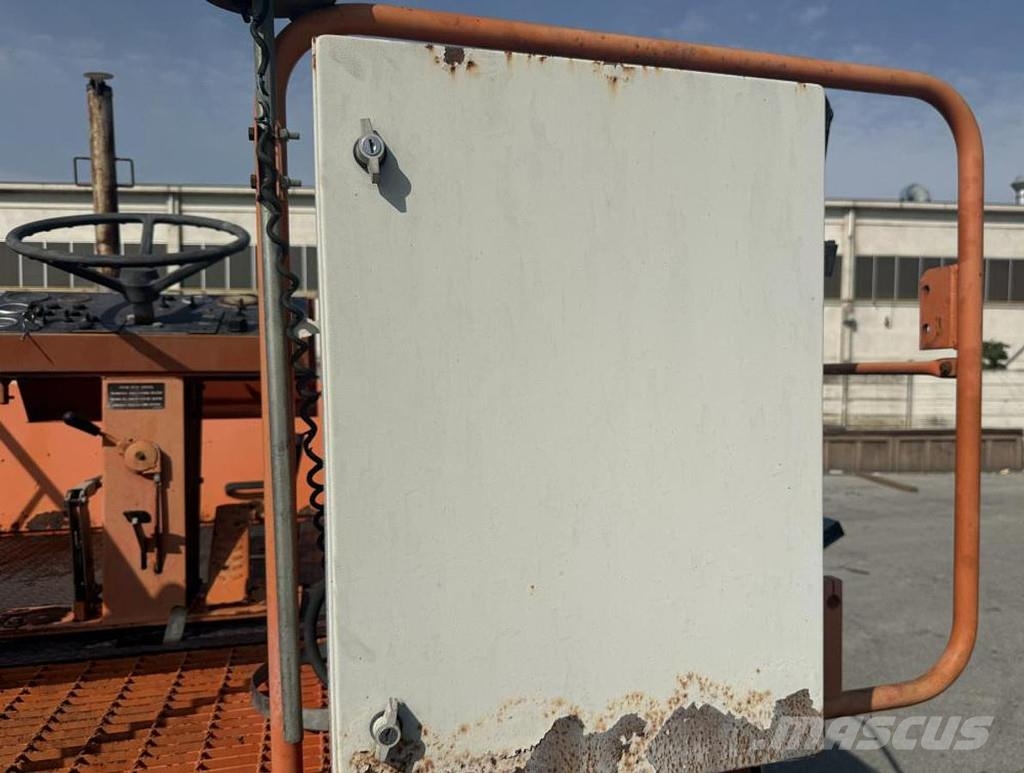 Marini P 256 Asfaltni finišeri