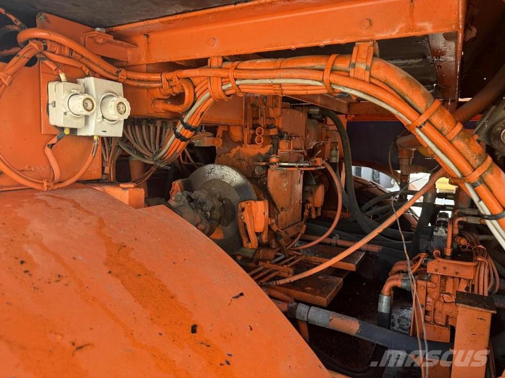 Marini P 256 Asfaltni finišeri